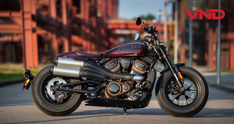 Harley-Davidson Sportster S 2021 sở hữu vẻ ngoài mạnh mẽ và hầm hố đầy ấn tượng.