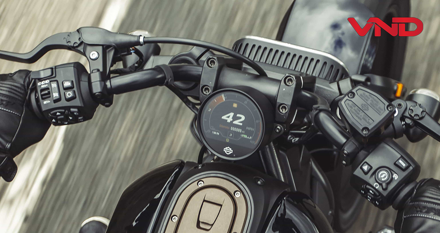 Ngoài ra, Harley-Davidson Sportster S 2021 còn có nhiều tính năng khác như bốn chế độ lái: Sport, Road, Rain và Custom.